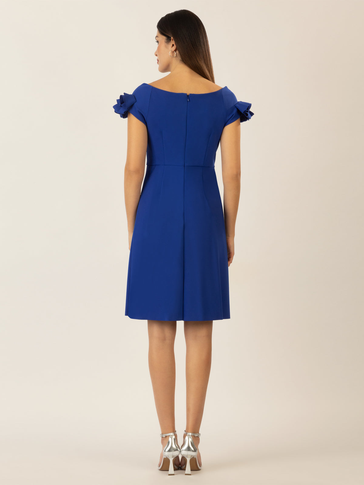 APART Cocktailkleid mit sehr weiten Ausschnitt | royalblau