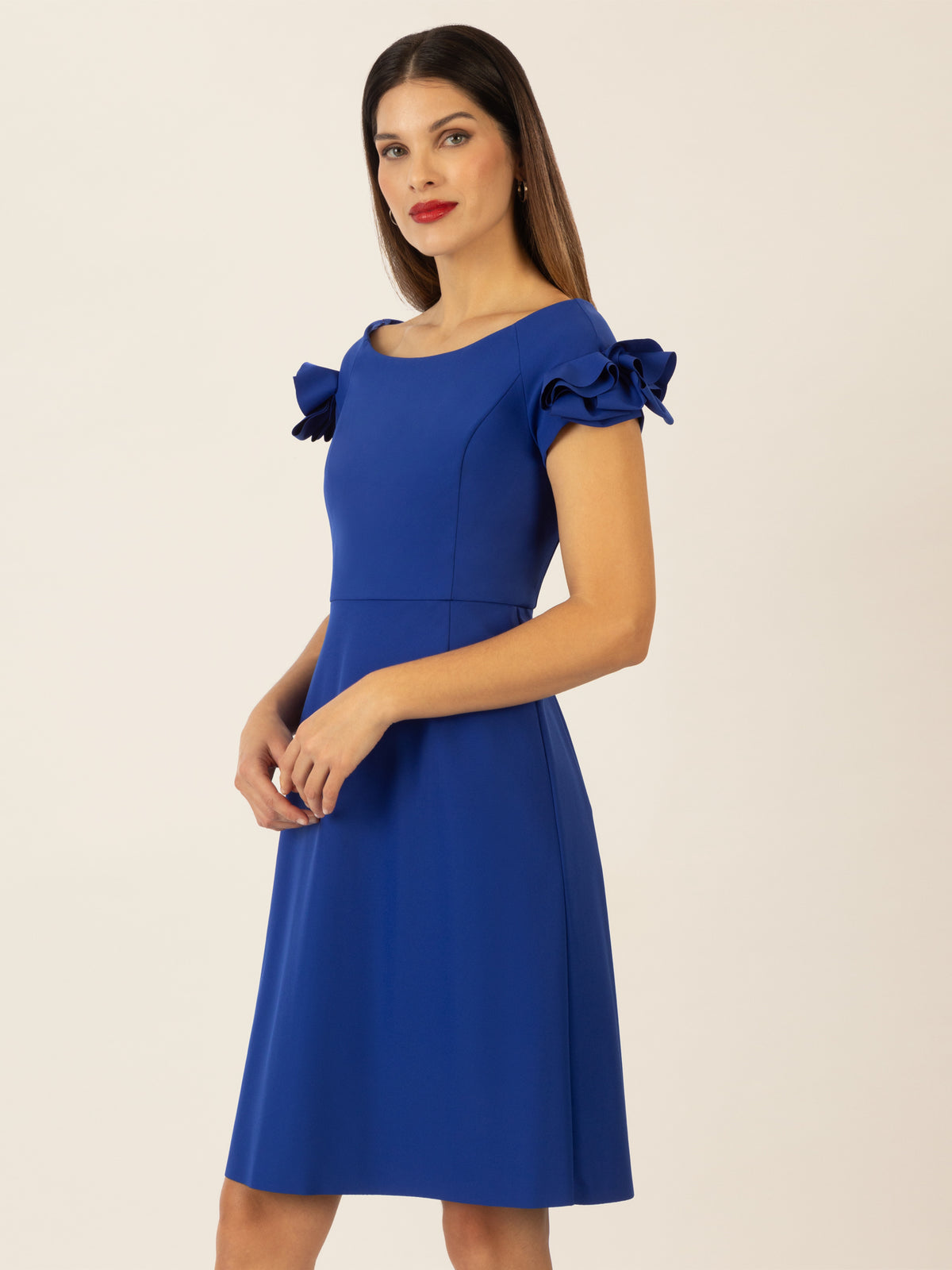 APART Cocktailkleid mit sehr weiten Ausschnitt | royalblau