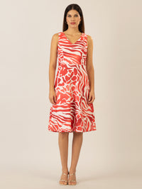 APART kurzes Kleid aus Jersey-Stoff, allover mit grafischem Print | koralle-multicolor