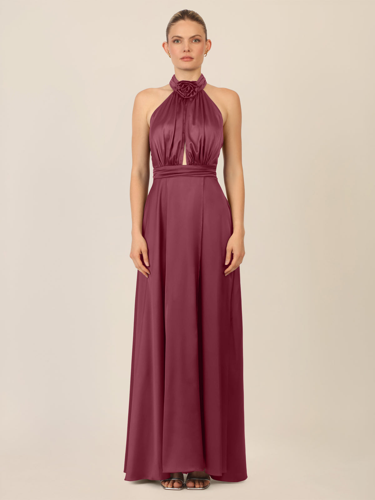 APART Satinkleid mit Neckholder und Drapierung | bordeauxrot