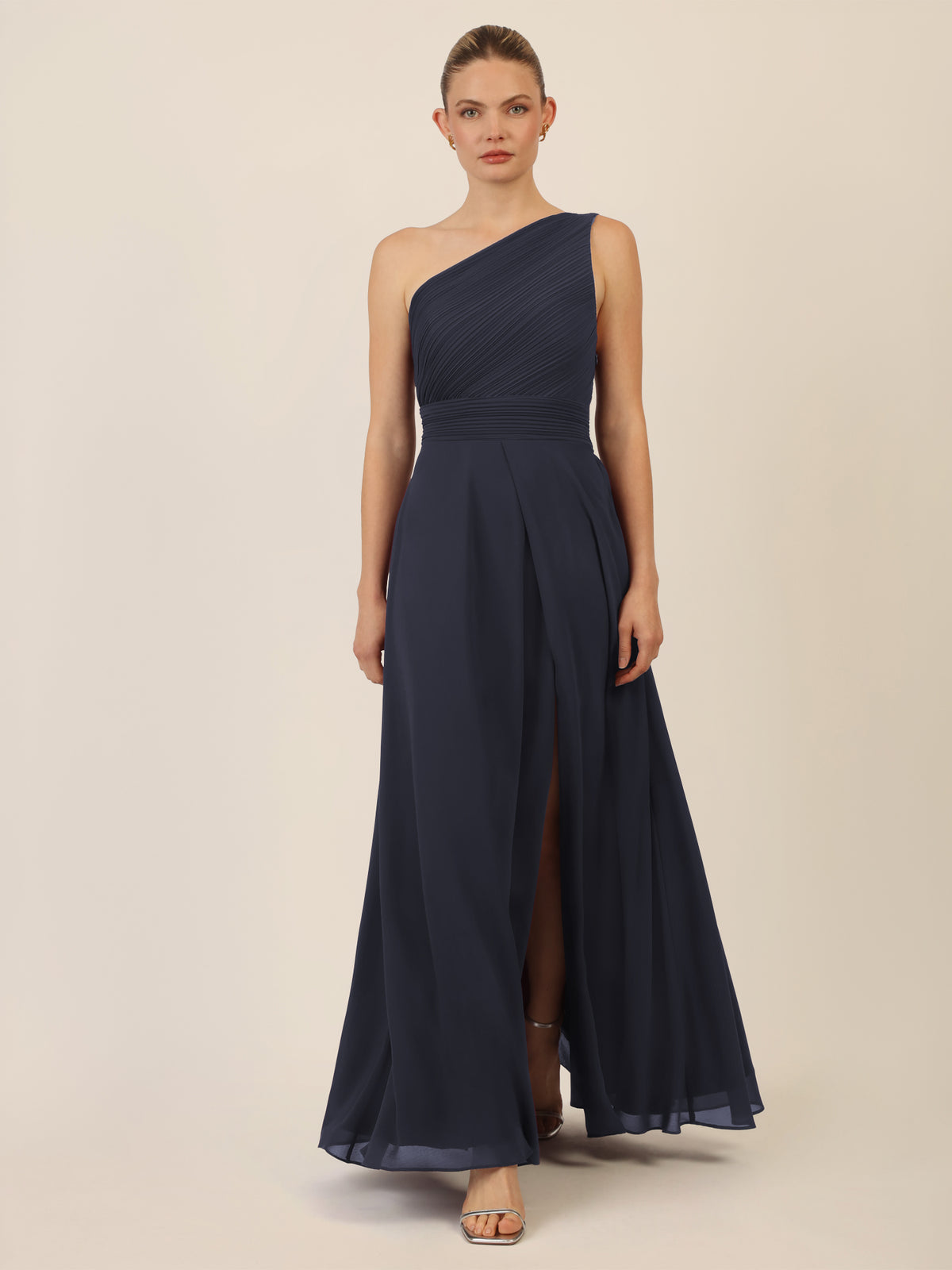APART One-Shoulder Abendkleid mit Plisseedetail | nachtblau