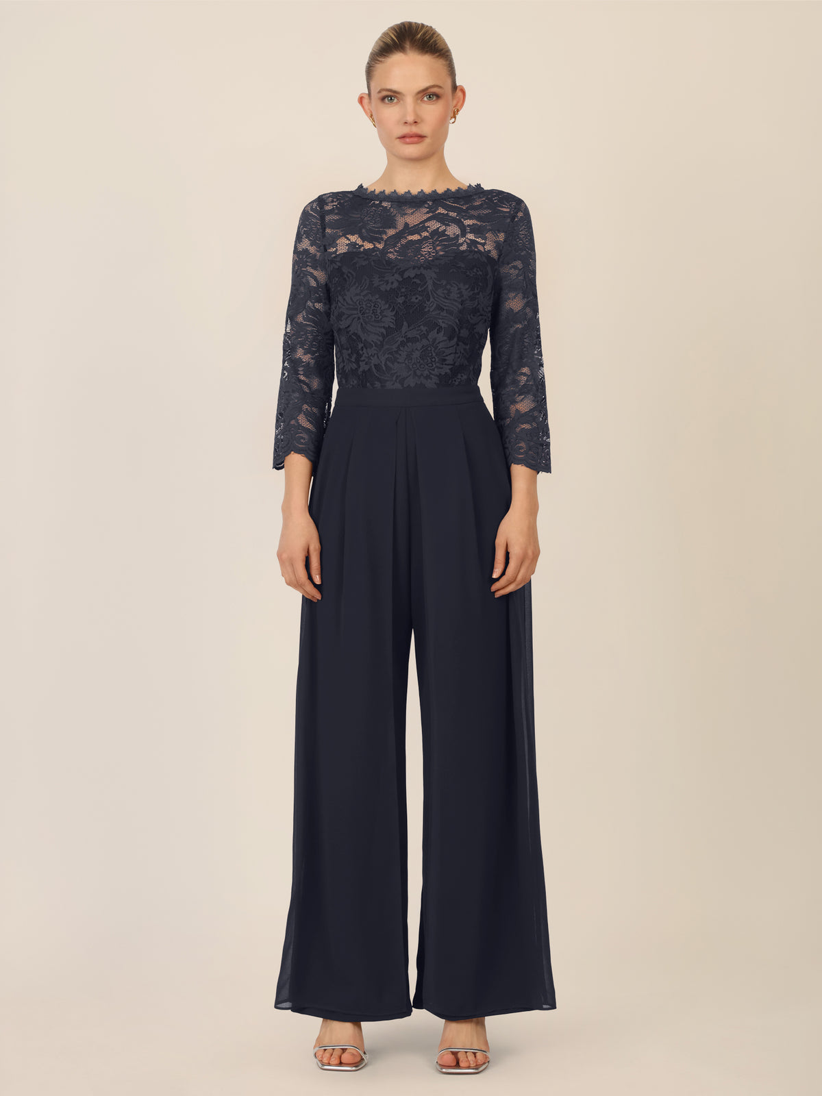 APART Abendoverall mit Spitzentop und weitem Bein | nachtblau