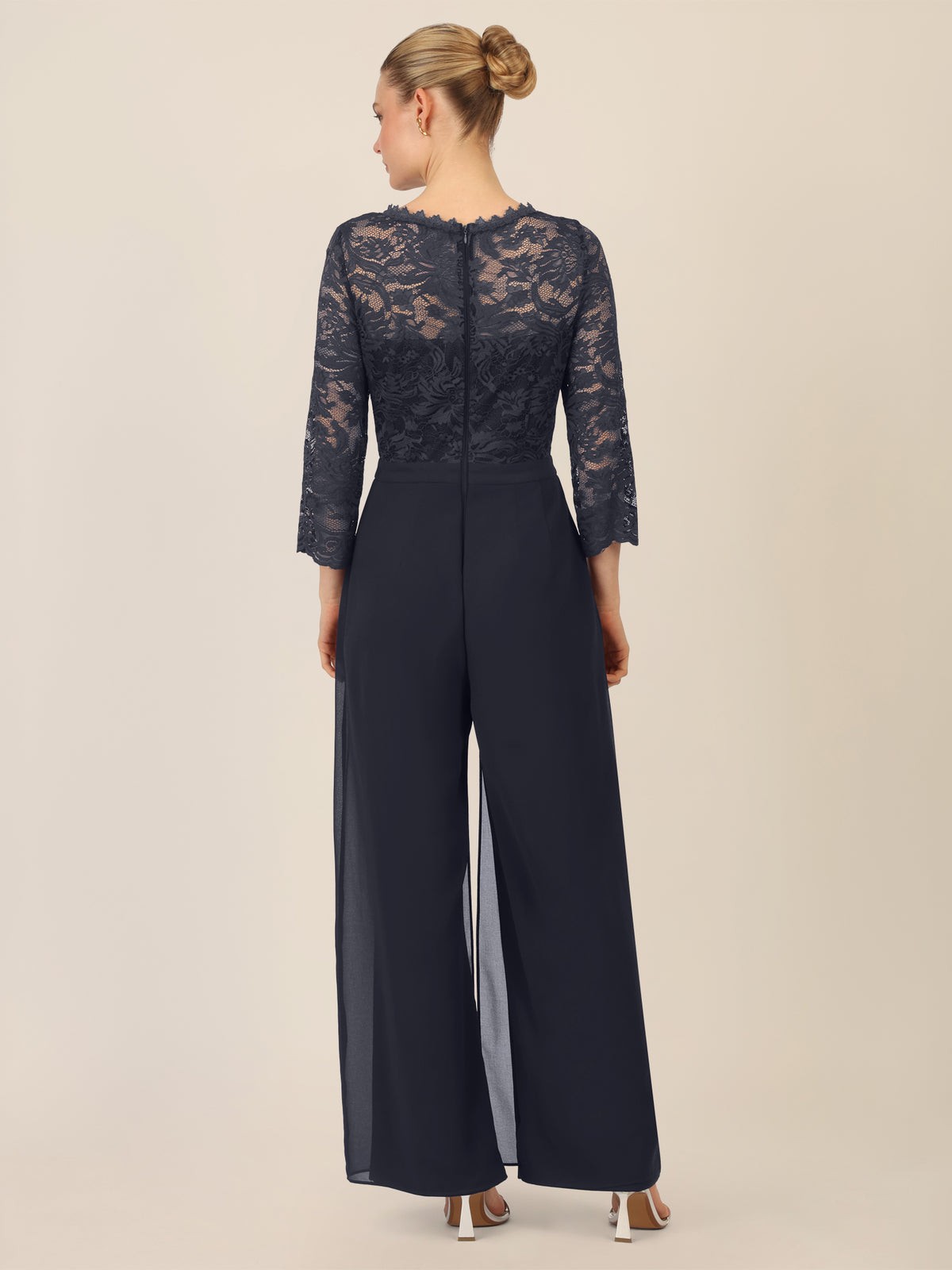 APART Abendoverall mit Spitzentop und weitem Bein | nachtblau