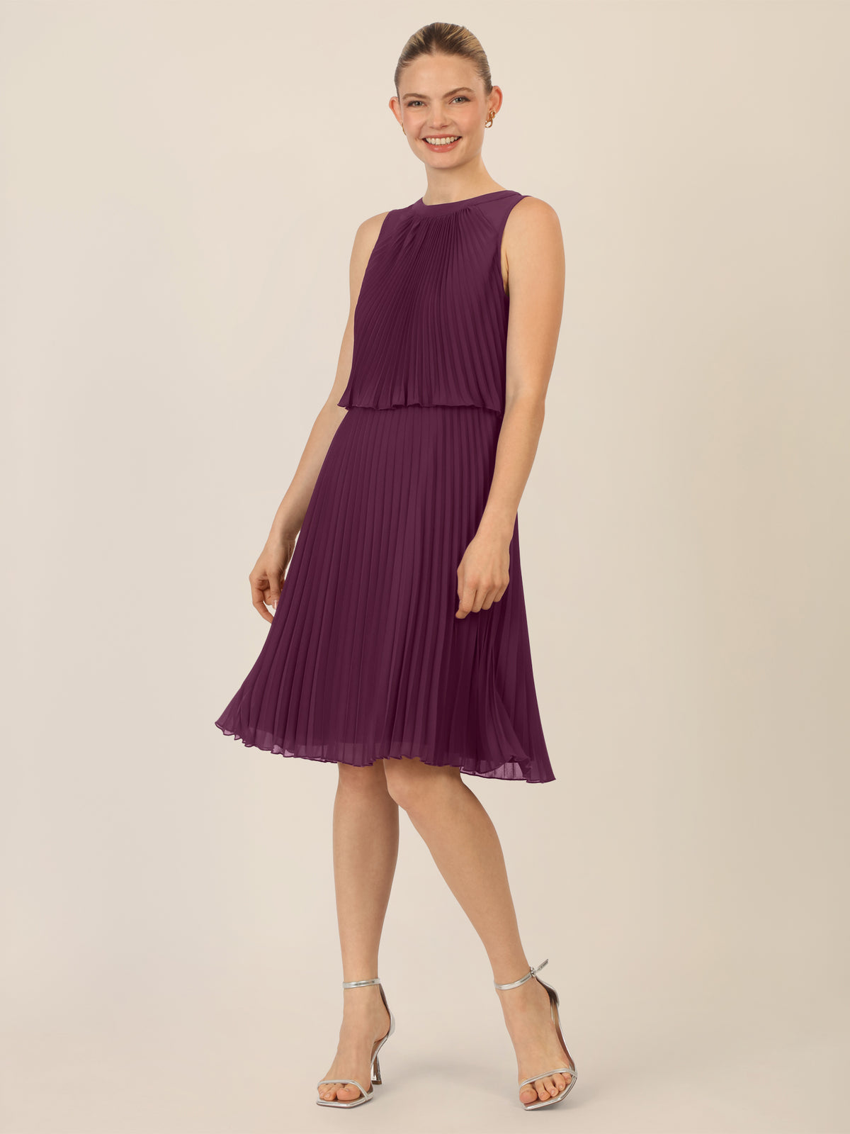 APART Chiffonkleid in Midilänge mit Lagenoptik | dunkel lila