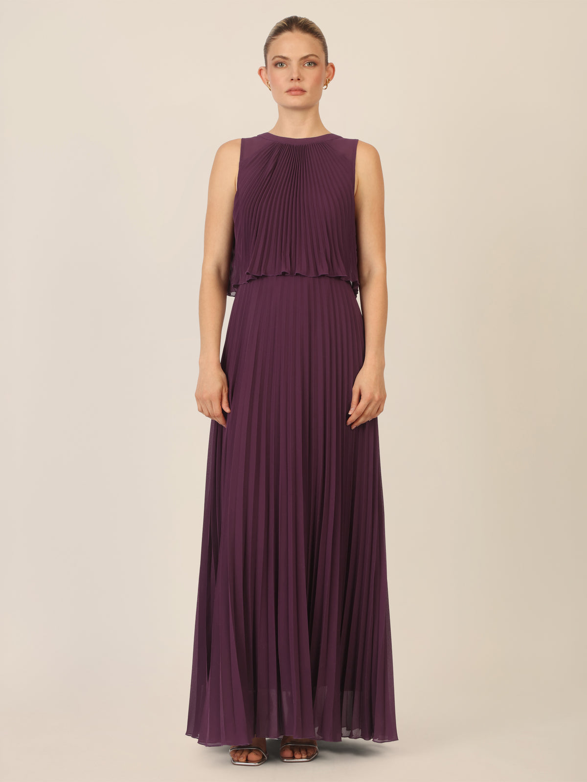 APART Abendkleid mit Plisseefalten und Lagenoptik | dunkel lila