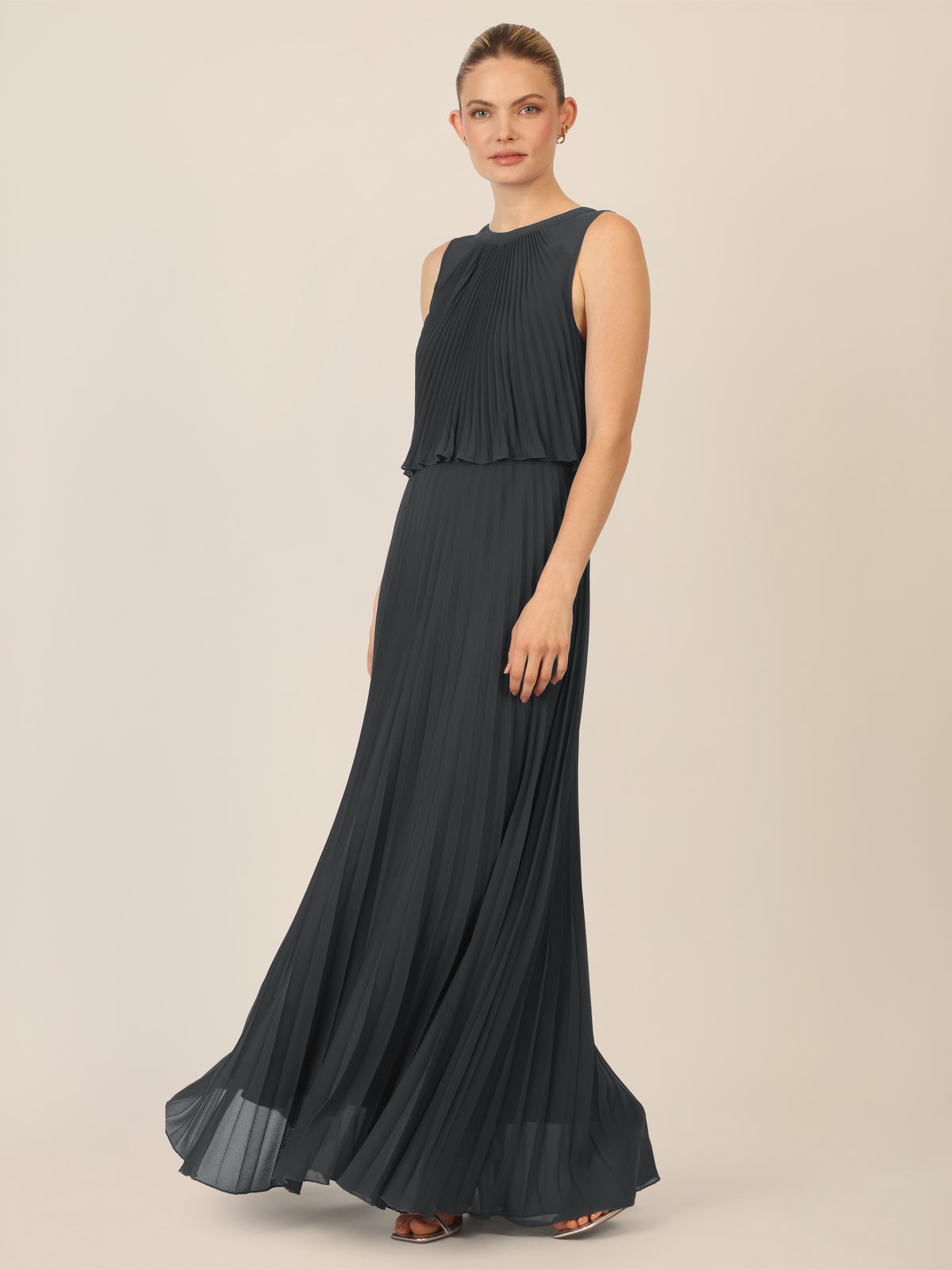 APART Abendkleid mit Plisseefalten und Lagenoptik | schwarz