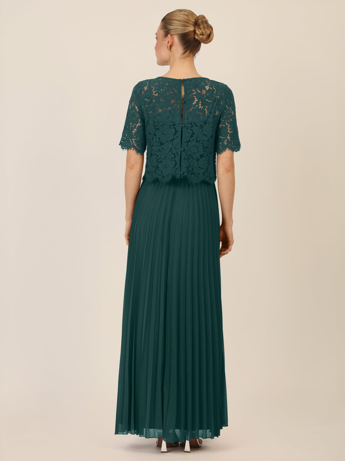 APART Abendkleid mit Spitzenjacke mit Spitzenoberteil und Plisseerock | dunkelgrün