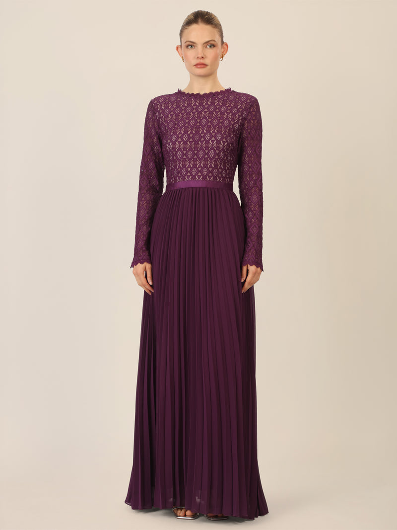 APART Abendkleid mit Plisseerock | dunkel lila