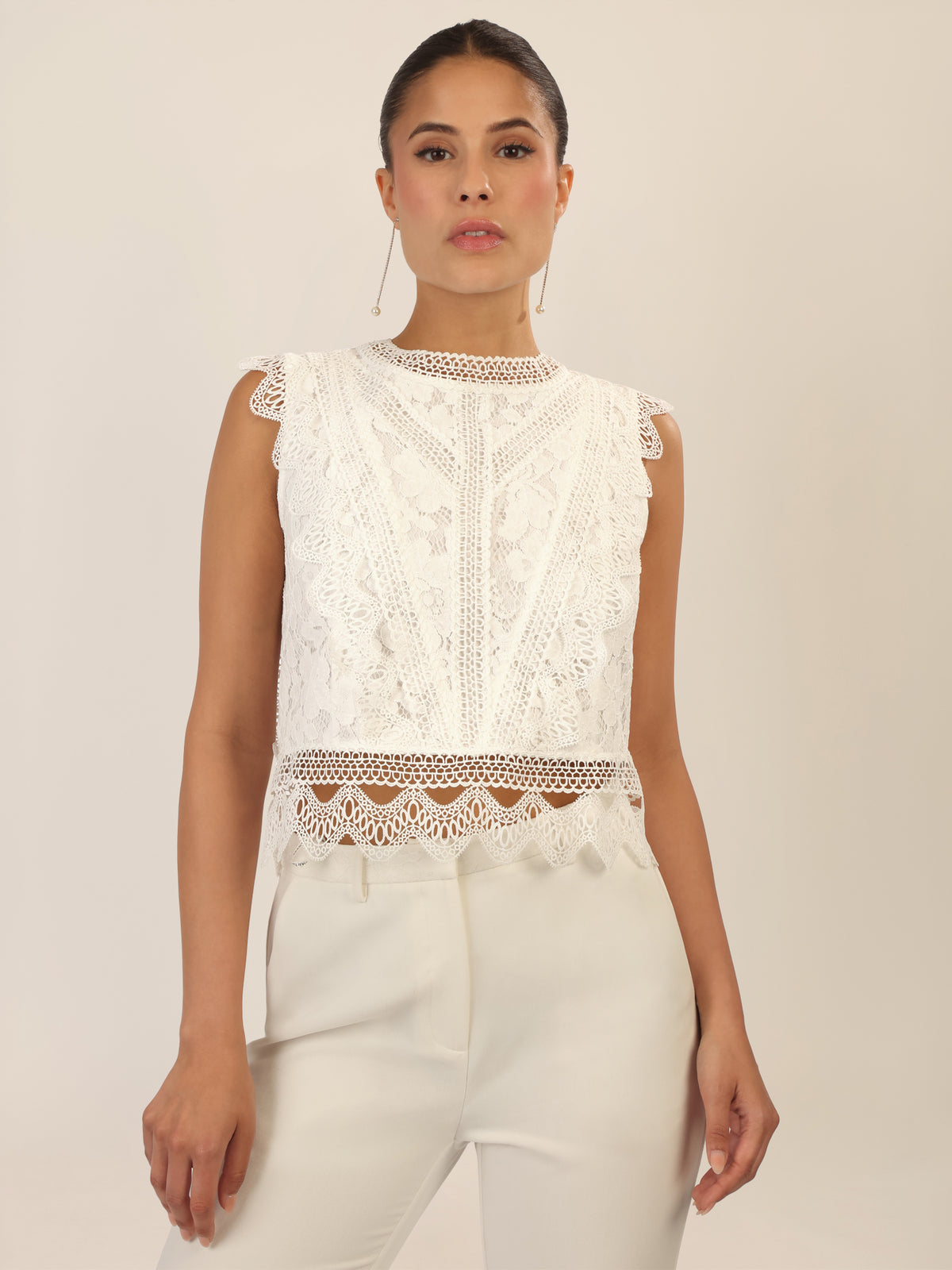 APART Spitzentop mit Spitzenkragen und Reißverschluss | creme