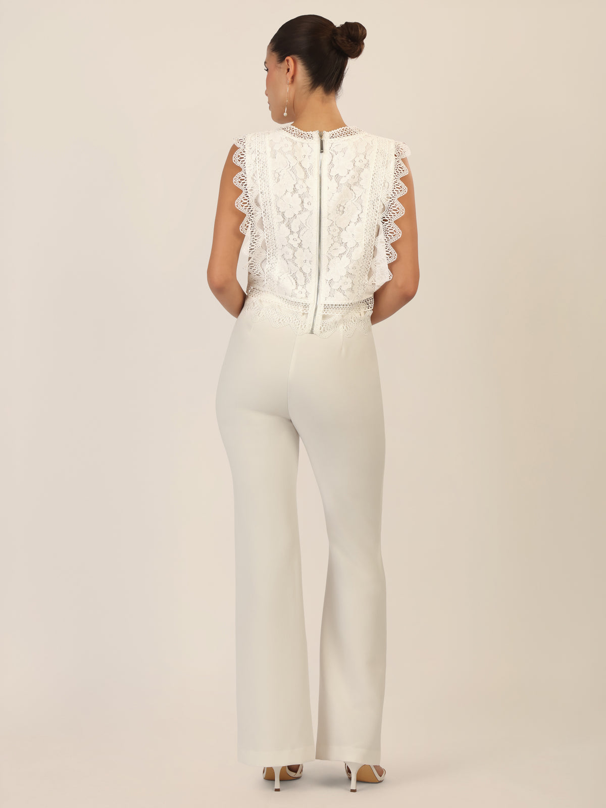 APART Spitzentop mit Spitzenkragen und Reißverschluss | creme