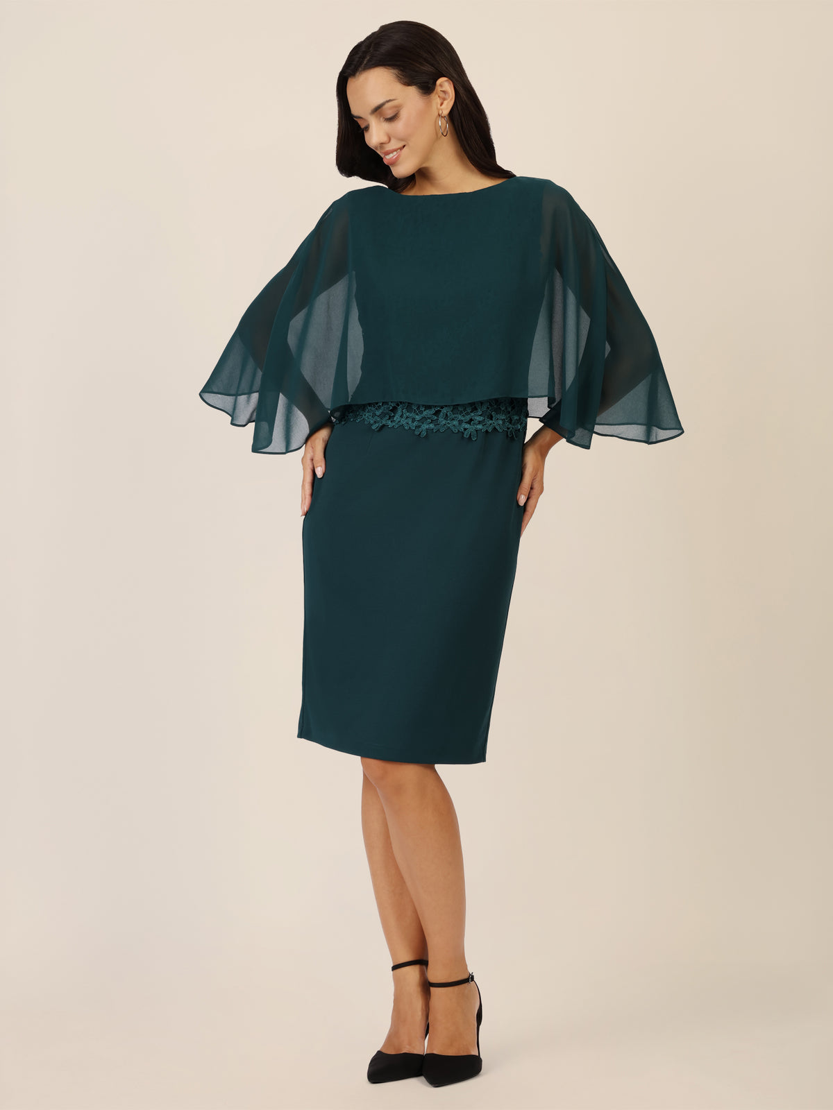 APART Kleid mit Chiffoncape in Lagenoptik mit Spitzenborte | dunkelgrün