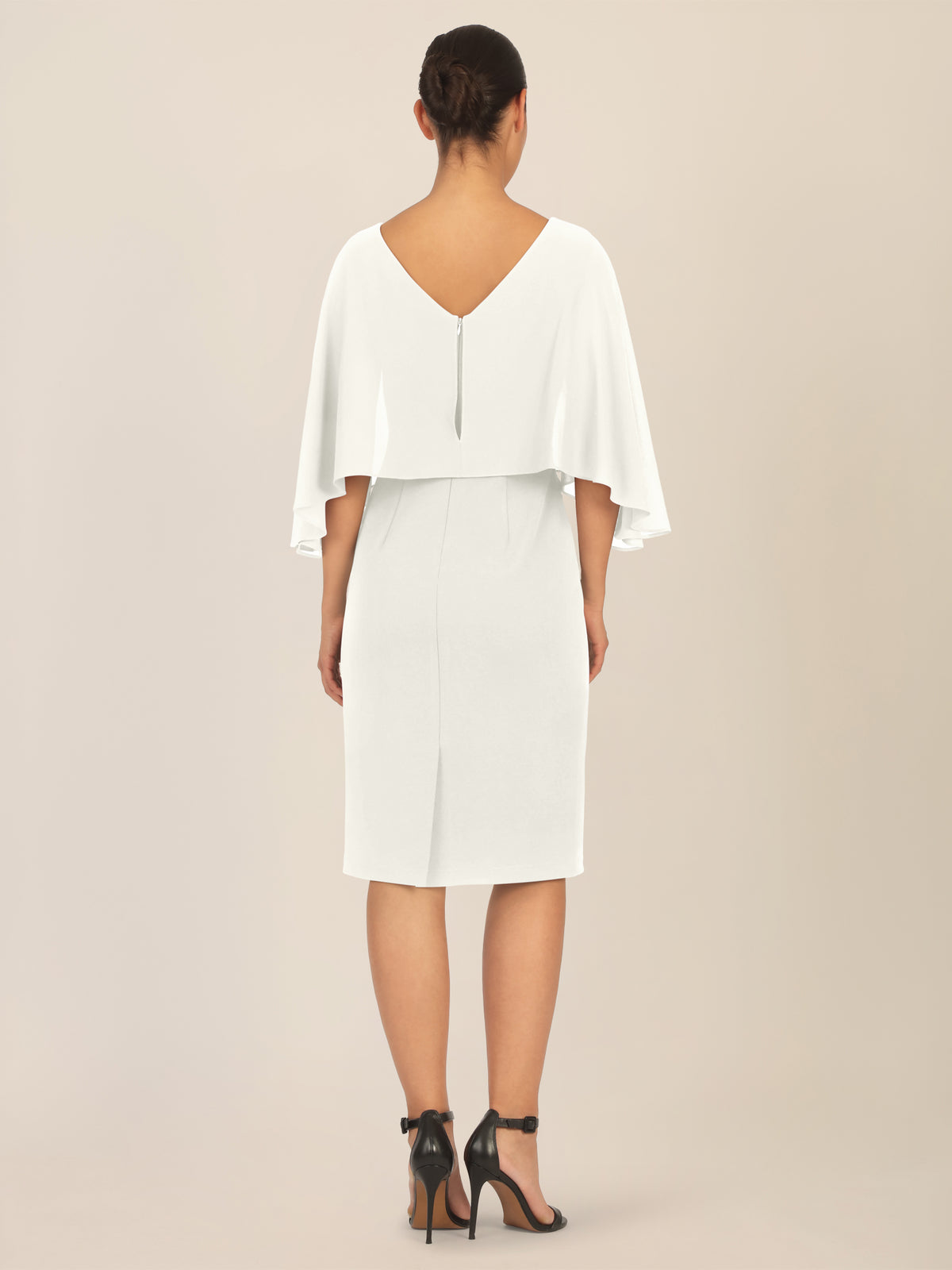 APART Kleid mit Chiffoncape in Lagenoptik mit Spitzenborte | creme