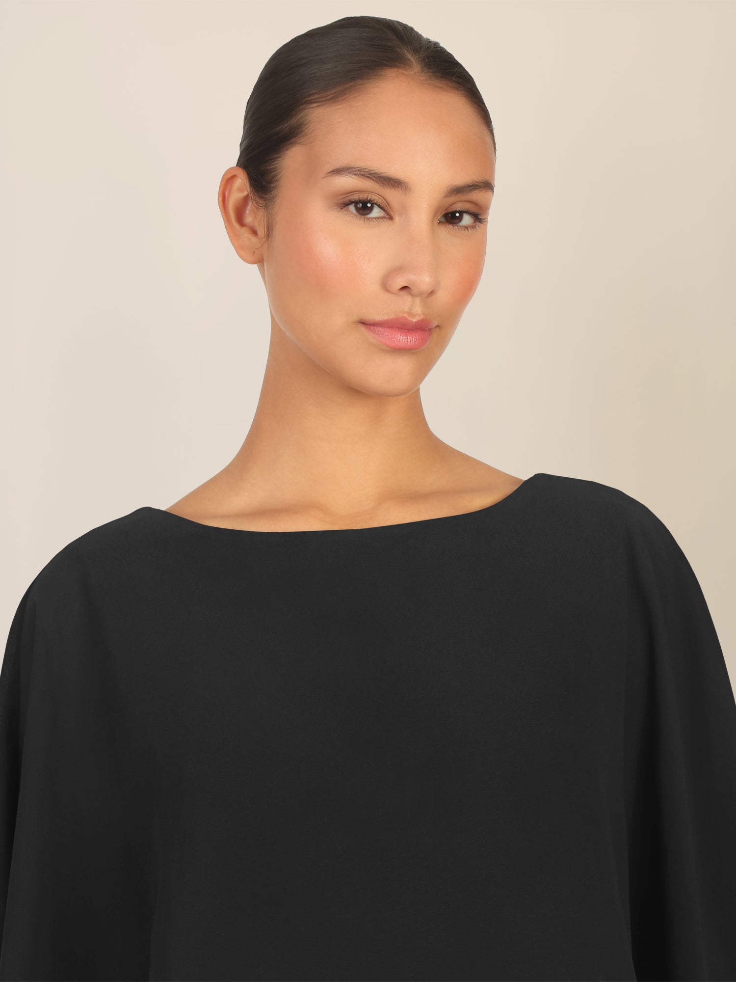 APART Kleid mit Chiffoncape in Lagenoptik mit Spitzenborte | schwarz