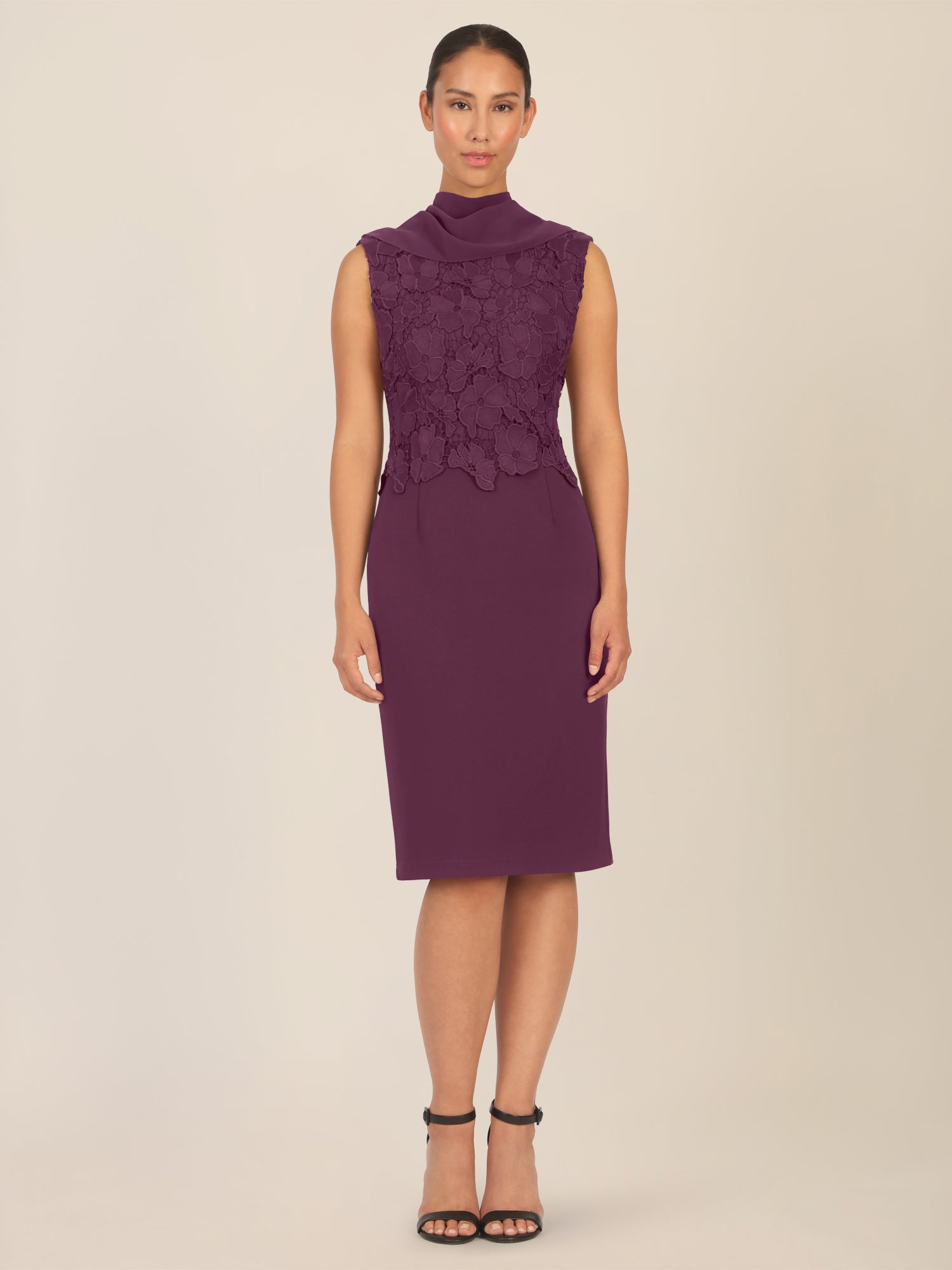 APART Kleid mit Chiffoncape in Lagenoptik mit Spitzenborte | dunkel lila