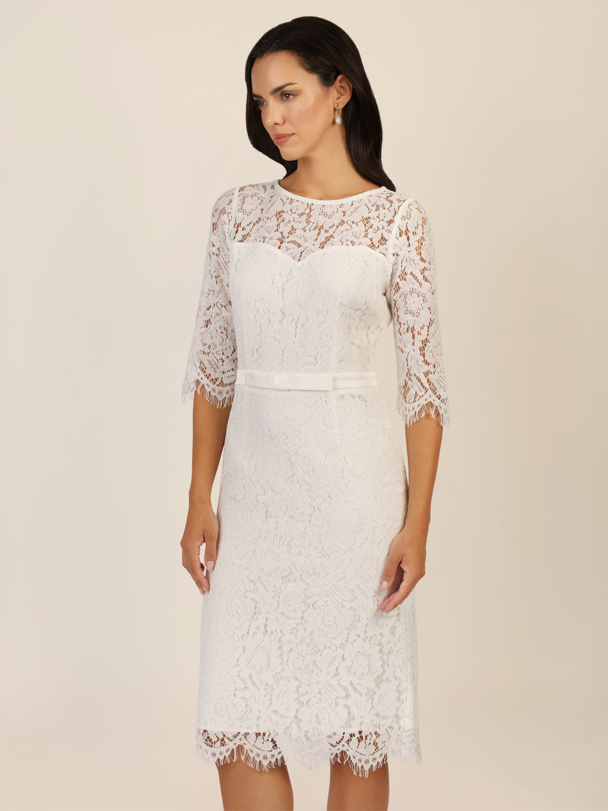 APART Spitzenkleid mit Schleifen-Gürtel | creme
