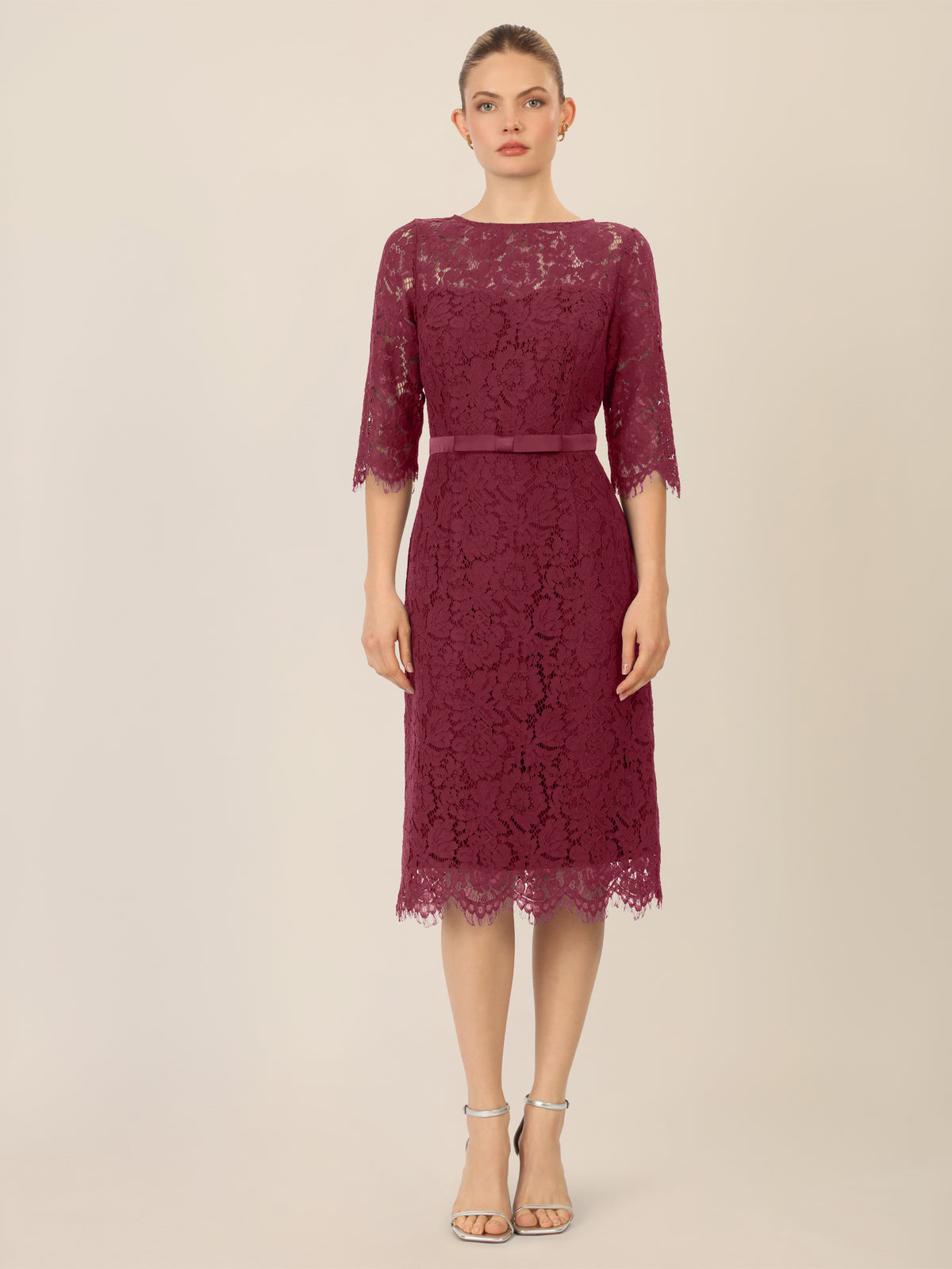 APART Spitzenkleid mit Schleifen-Gürtel | bordeauxrot