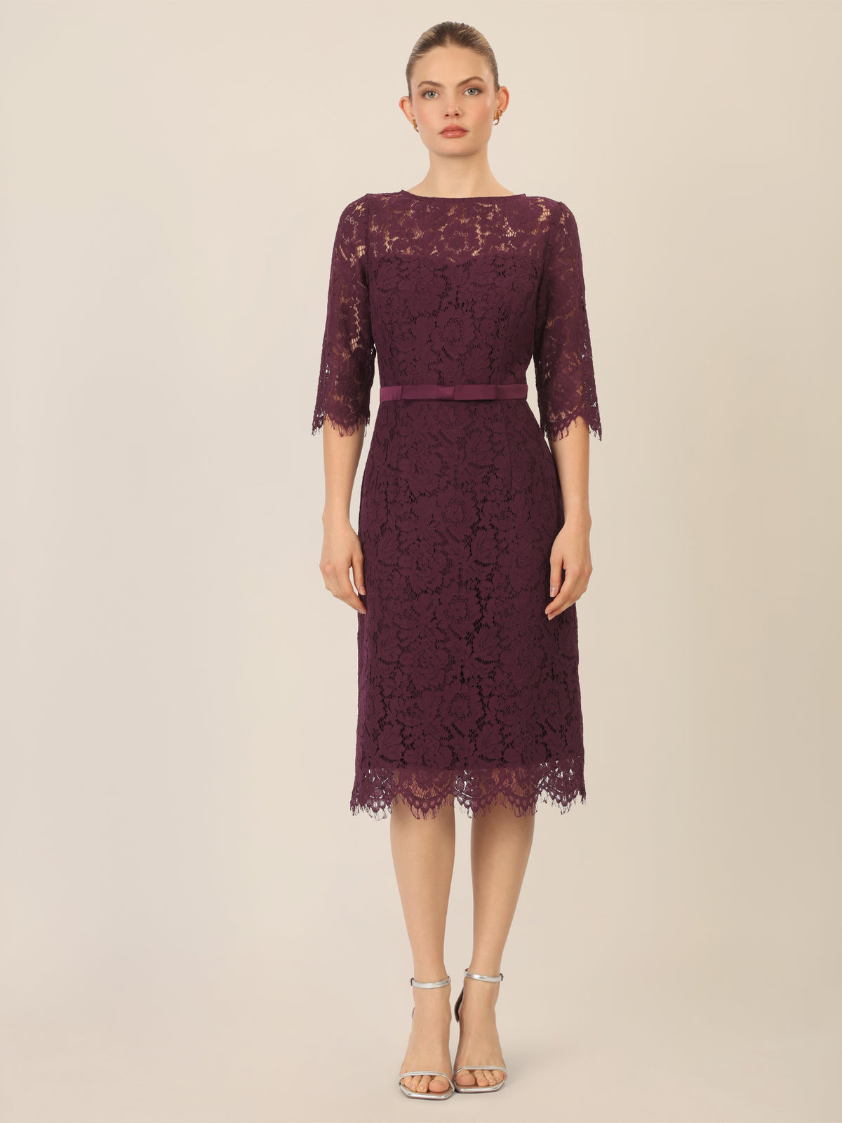 APART Spitzenkleid mit Schleifen-Gürtel | dunkel lila