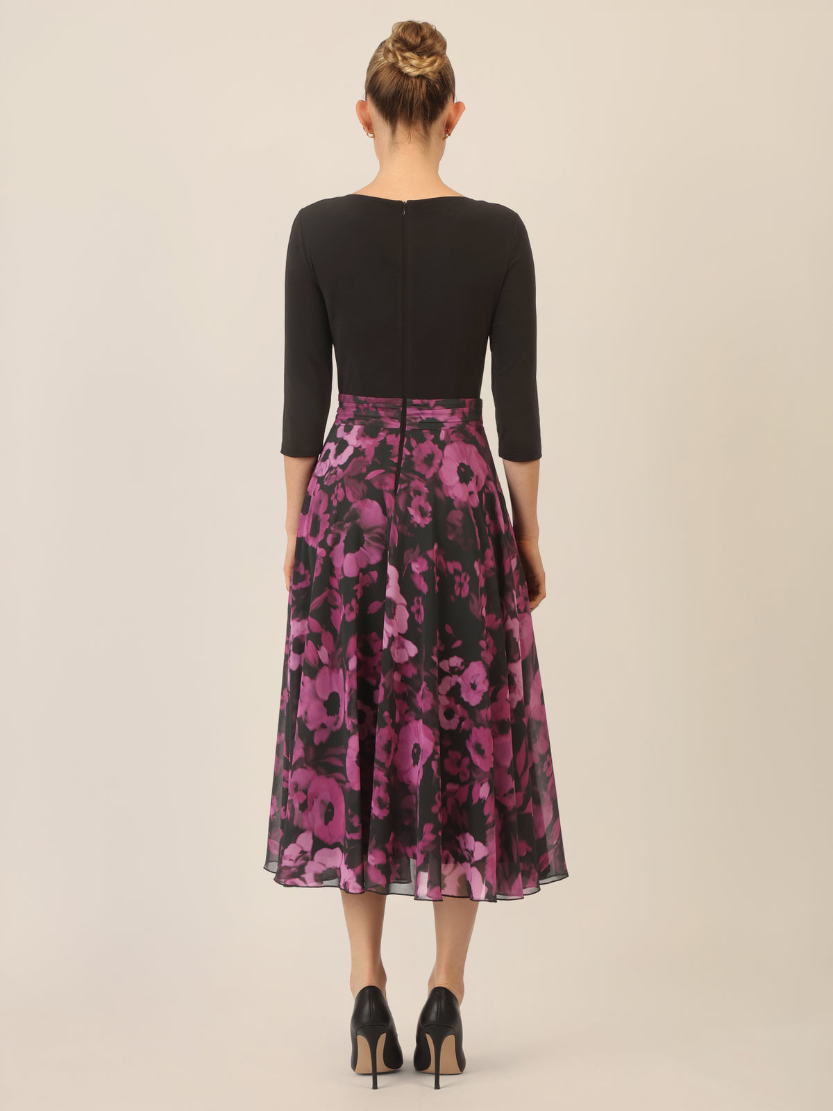APART Chiffonkleid mit Wickeloptik in Oberteil | schwarz-multicolor