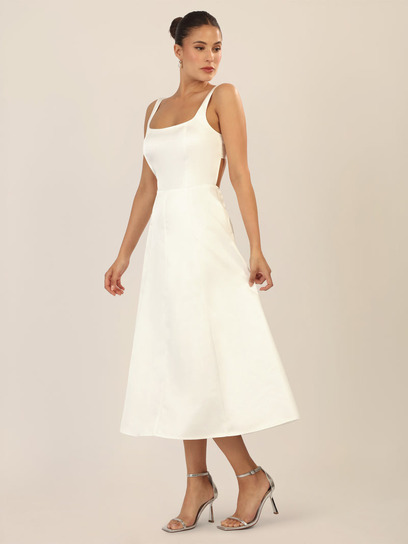 APART Satinkleid mit breiten Trägern und A-Linie | creme