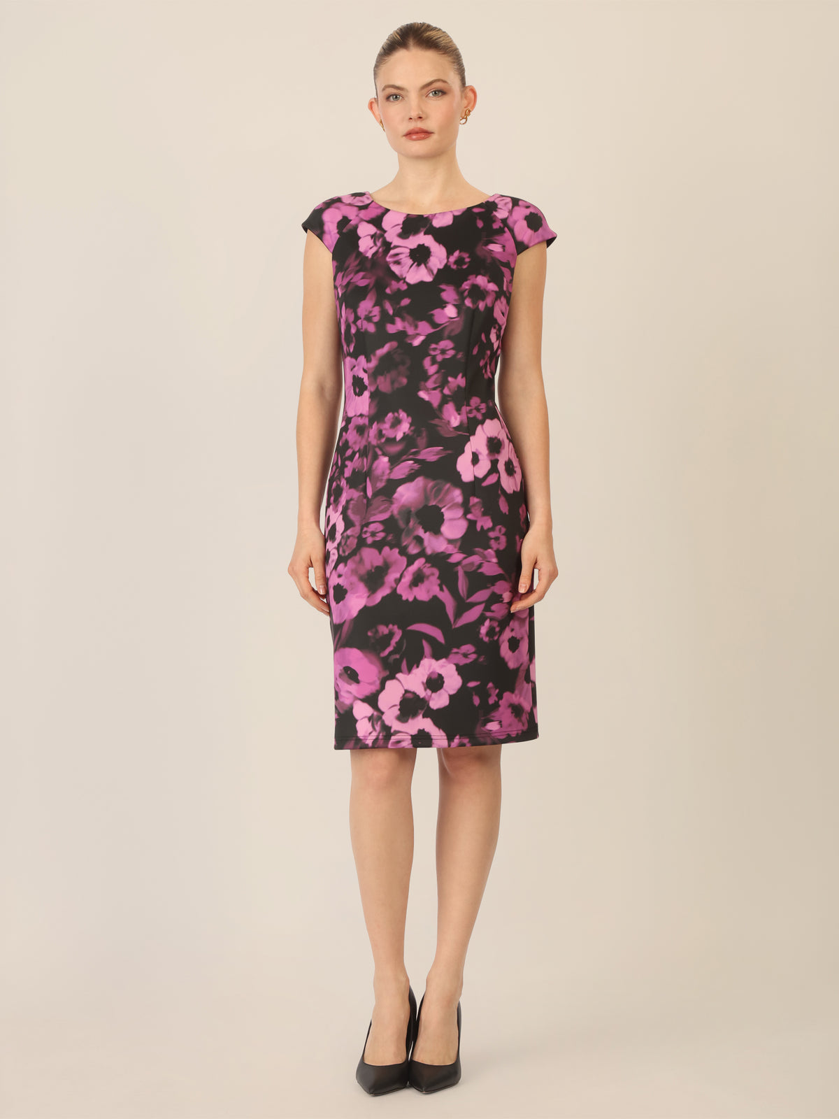 APART Jerseykleid aus einer allover bedruckten Scuba Ware | schwarz-multicolor