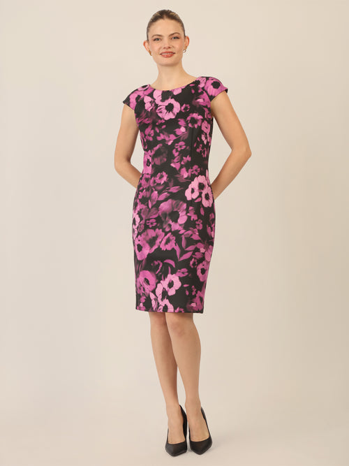 APART Jerseykleid aus einer allover bedruckten Scuba Ware | schwarz-multicolor image 1