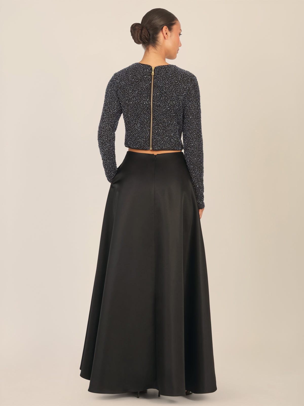 APART Langer Satinrock aus Satin mit Faltenwurf und ohne Bund | schwarz