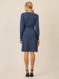 APART Strickkleid mit V-Ausschnitt | mittelblau