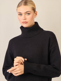 APART Overside Strickkleid mit überschnittene Schultern | schwarz