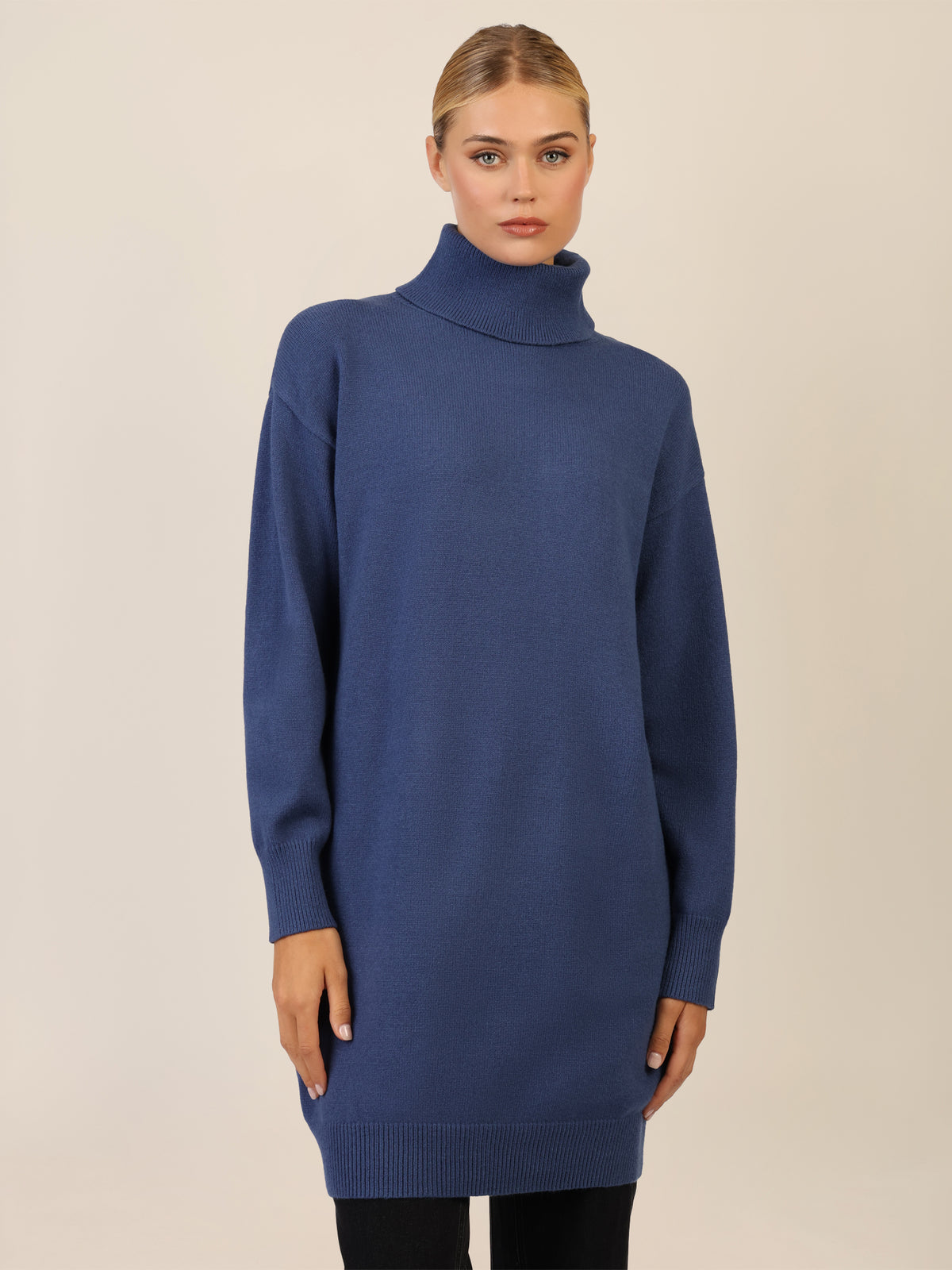 APART Overside Strickkleid mit überschnittene Schultern | mittelblau