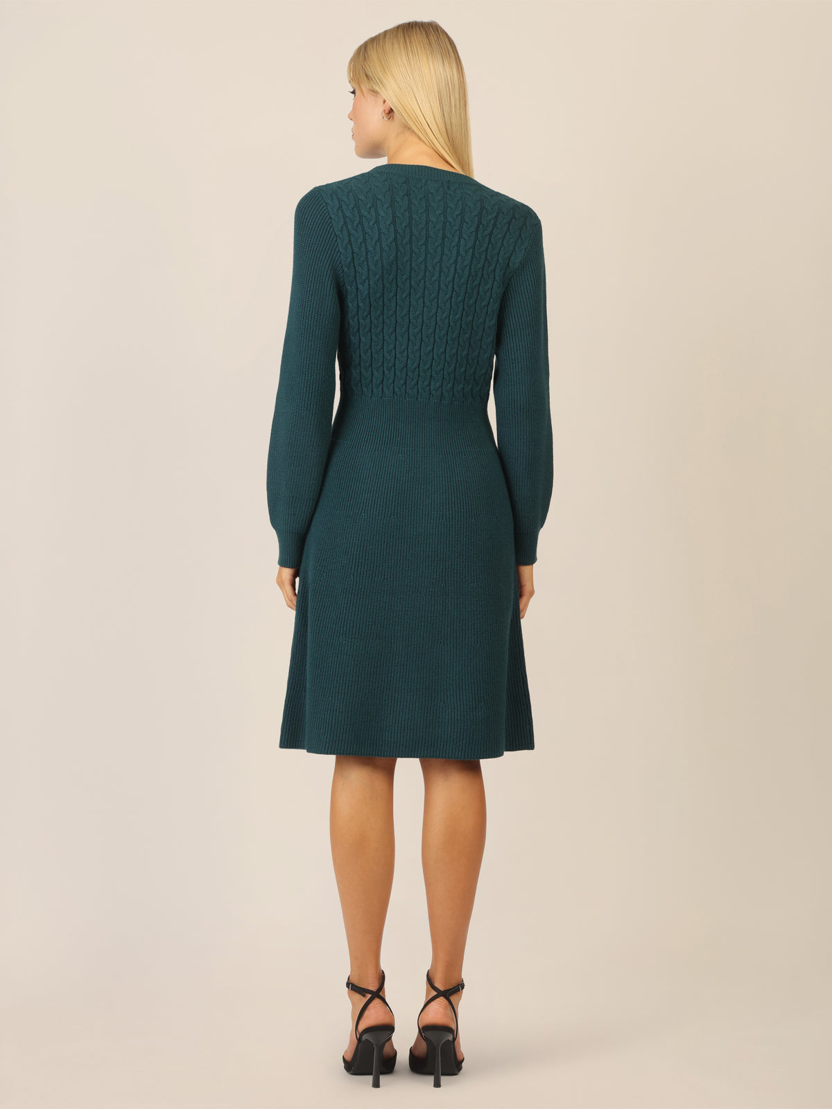 APART Strickkleid mit Zopfmuster | dunkelgrün