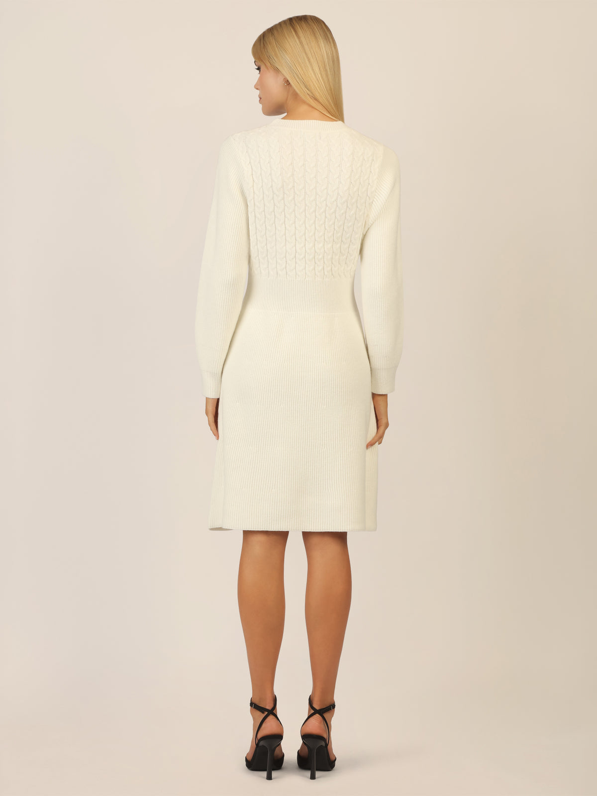 APART Strickkleid mit Zopfmuster | creme