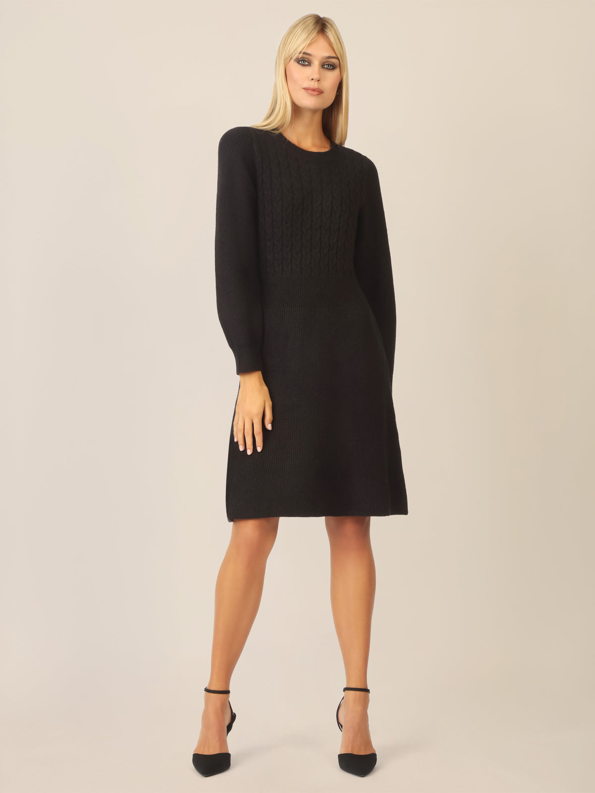 APART Strickkleid mit Zopfmuster | schwarz