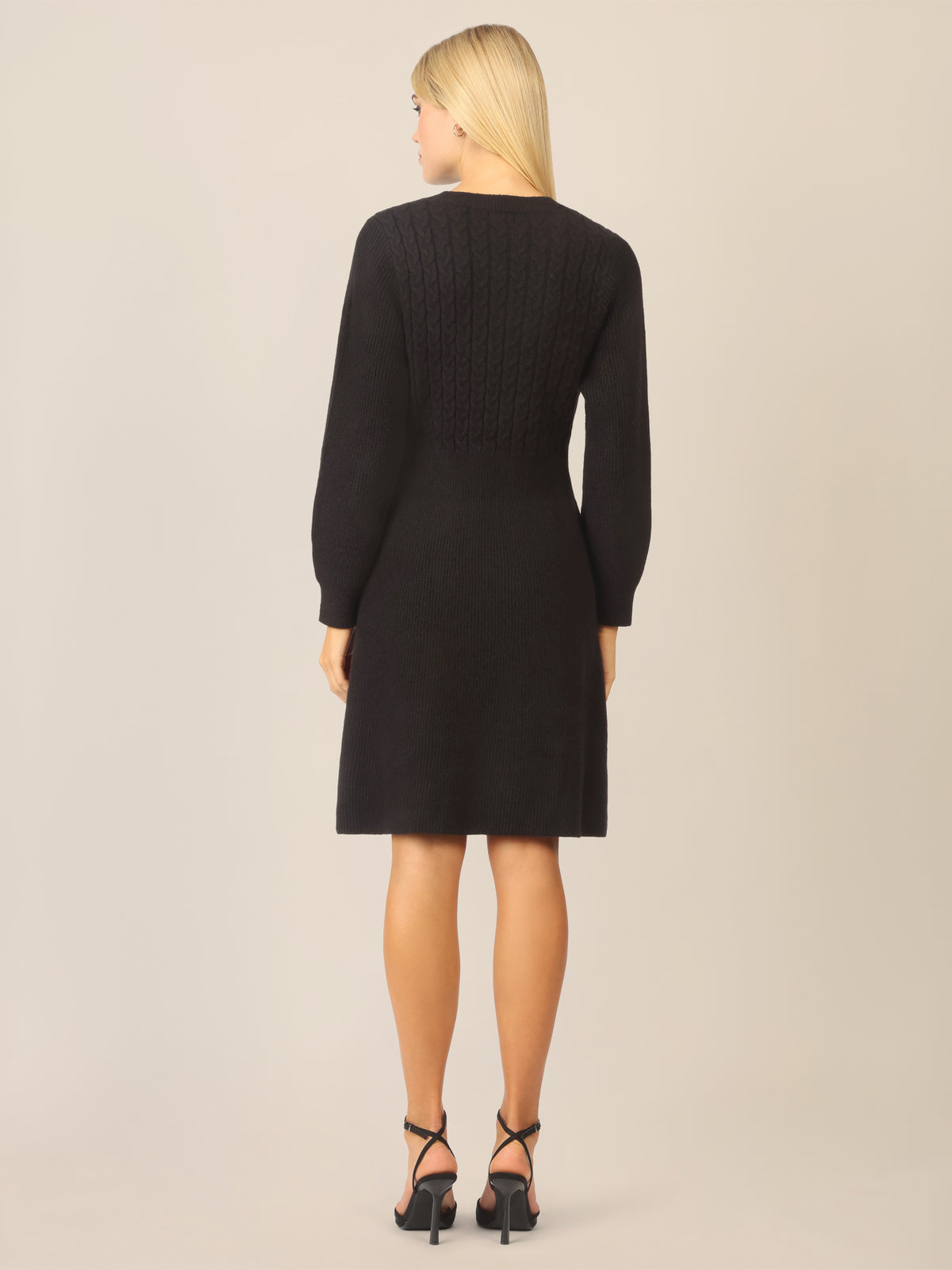 APART Strickkleid mit Zopfmuster | schwarz