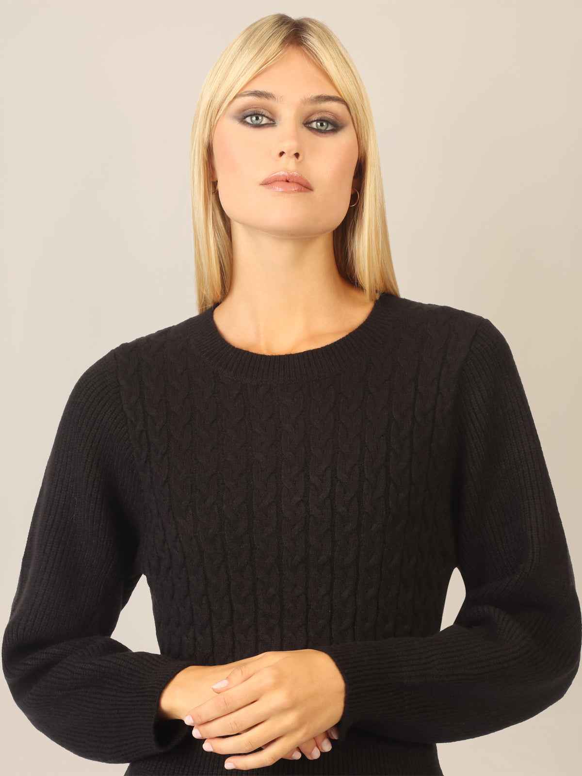 APART Strickkleid mit Zopfmuster | schwarz
