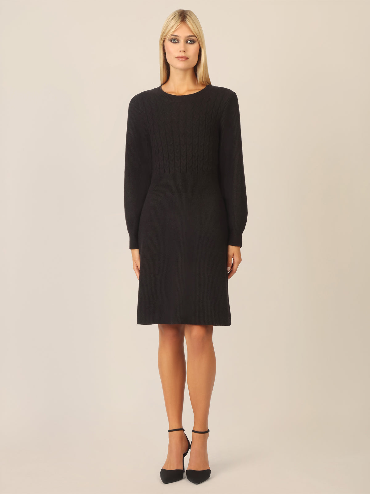 APART Strickkleid mit Zopfmuster | schwarz