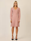 APART Strickkleid mit Zopfmuster und V-Ausschnitt | mauve