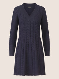 APART Strickkleid mit Zopfmuster und V-Ausschnitt | nachtblau