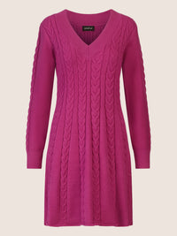 APART Strickkleid mit Zopfmuster und V-Ausschnitt | lila