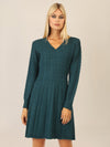 APART Strickkleid mit Zopfmuster und V-Ausschnitt | dunkelgrün