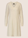 APART Strickkleid mit Zopfmuster und V-Ausschnitt | creme