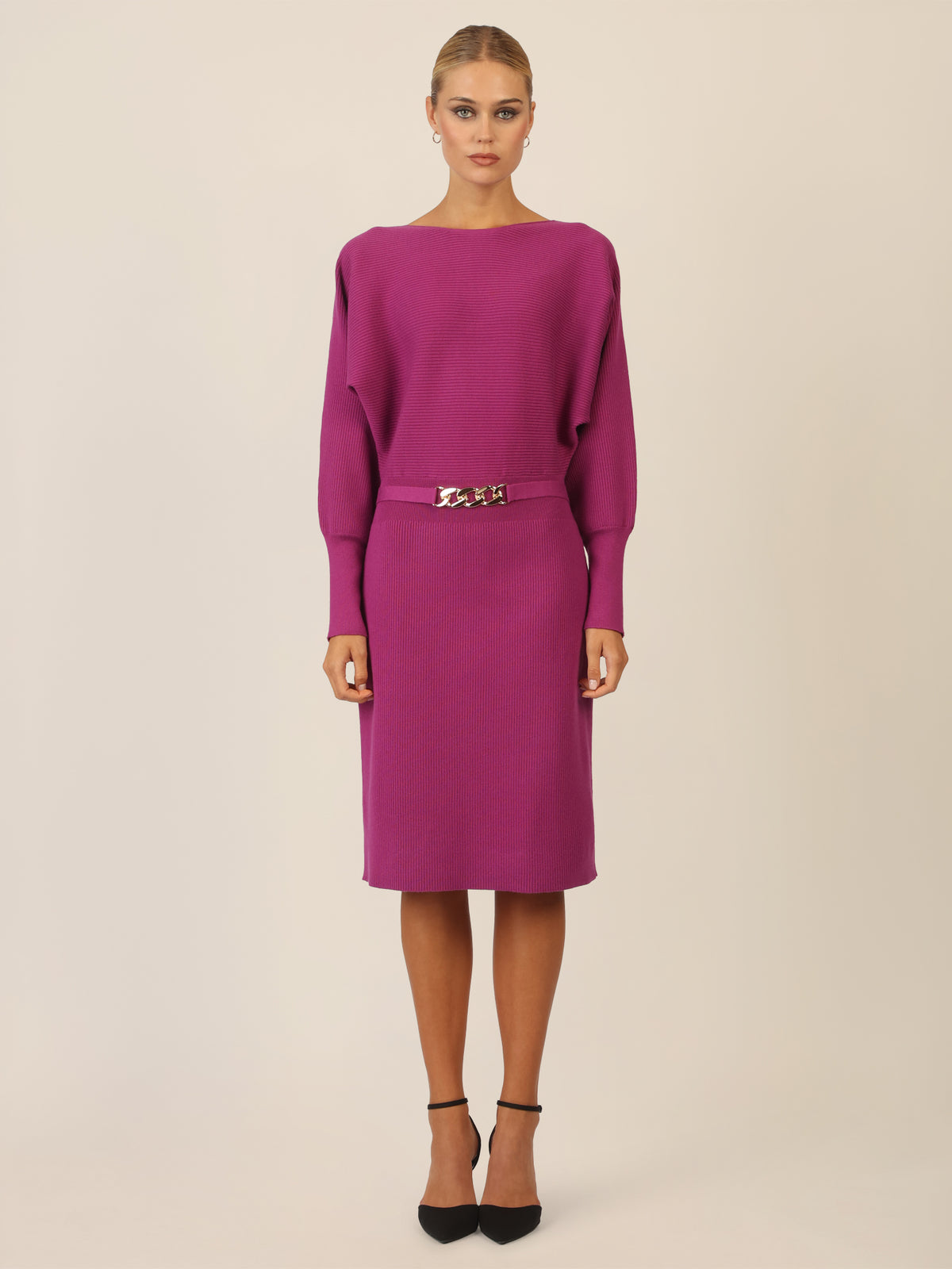 APART Strickkleid mit Gliederkette Detail Gürtel | lila