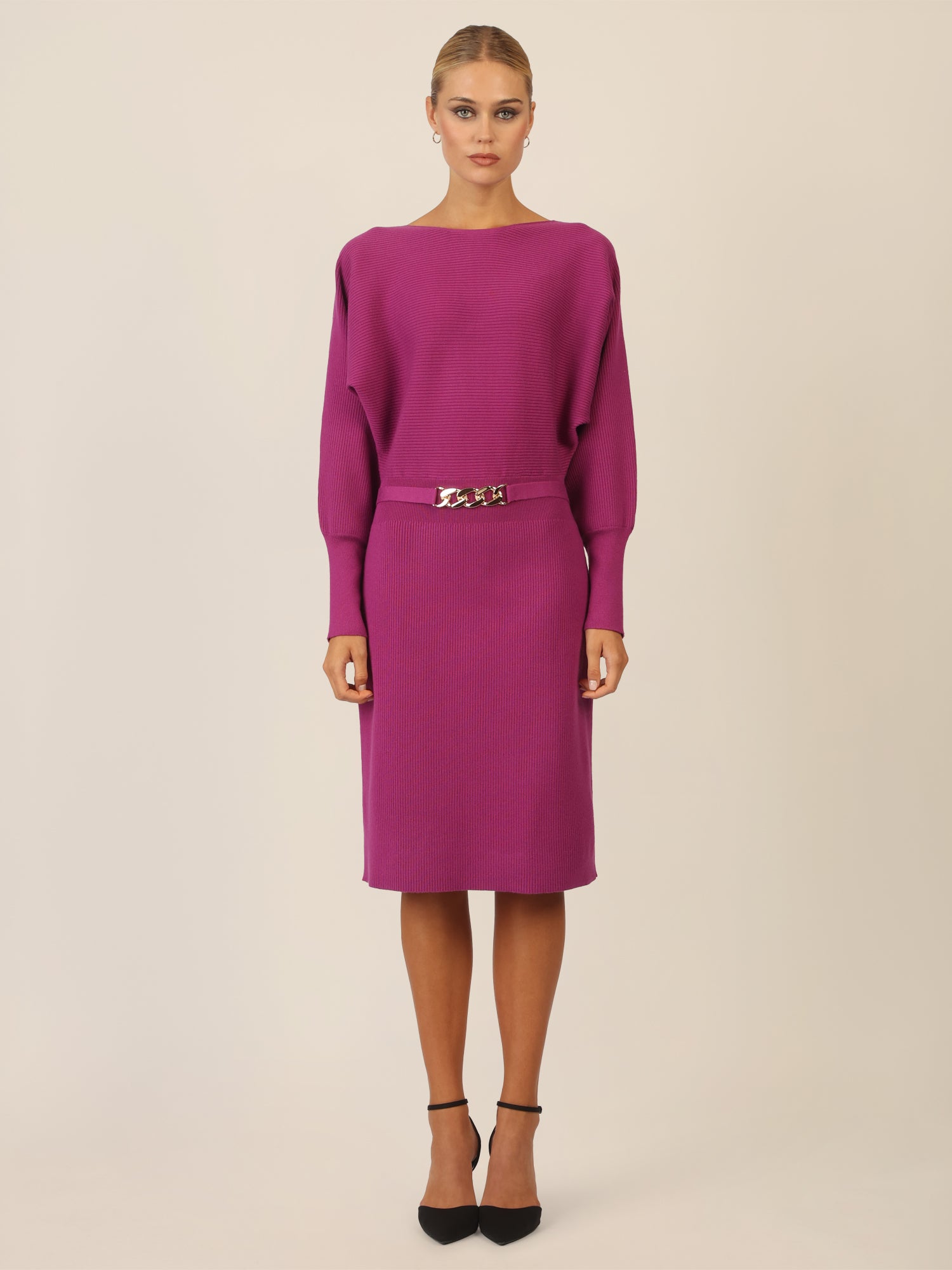 APART Strickkleid mit Gliederkette Detail Gürtel | lila