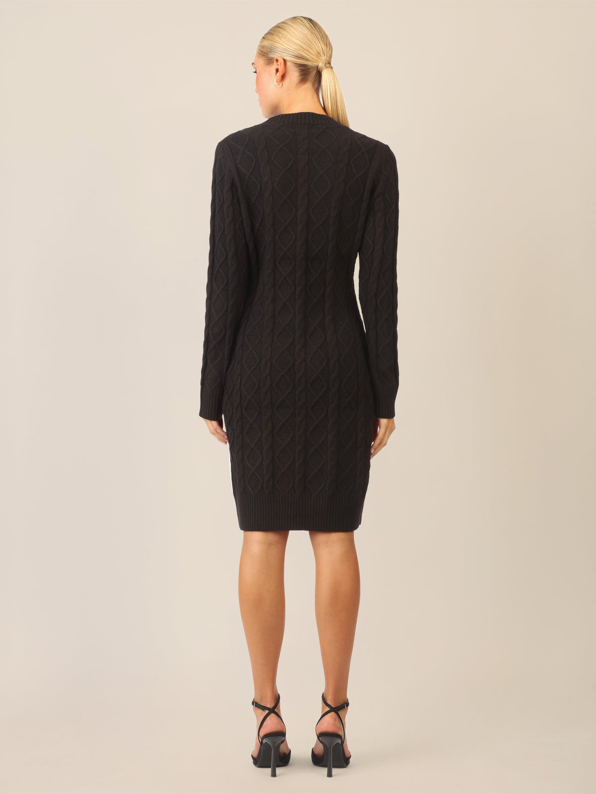 APART Strickkleid mit Strukturmuster und Rundhalsausschnitt | schwarz