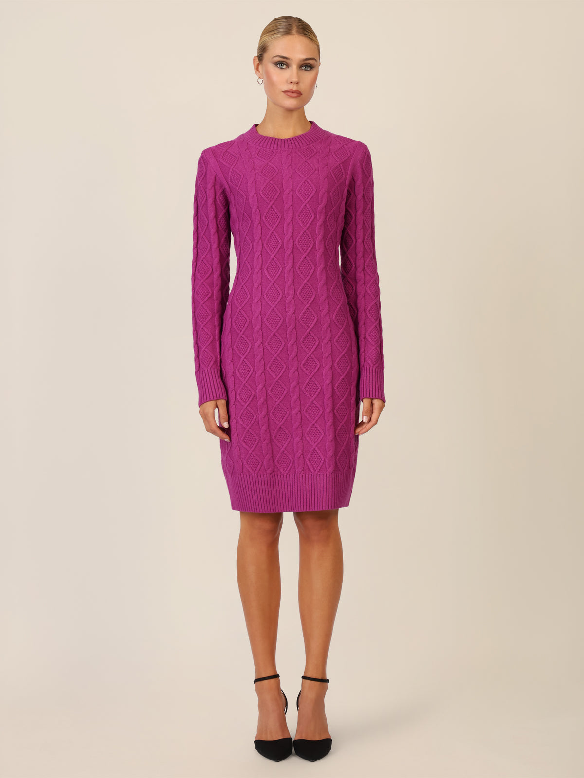 APART Strickkleid mit Strukturmuster und Rundhalsausschnitt | lila
