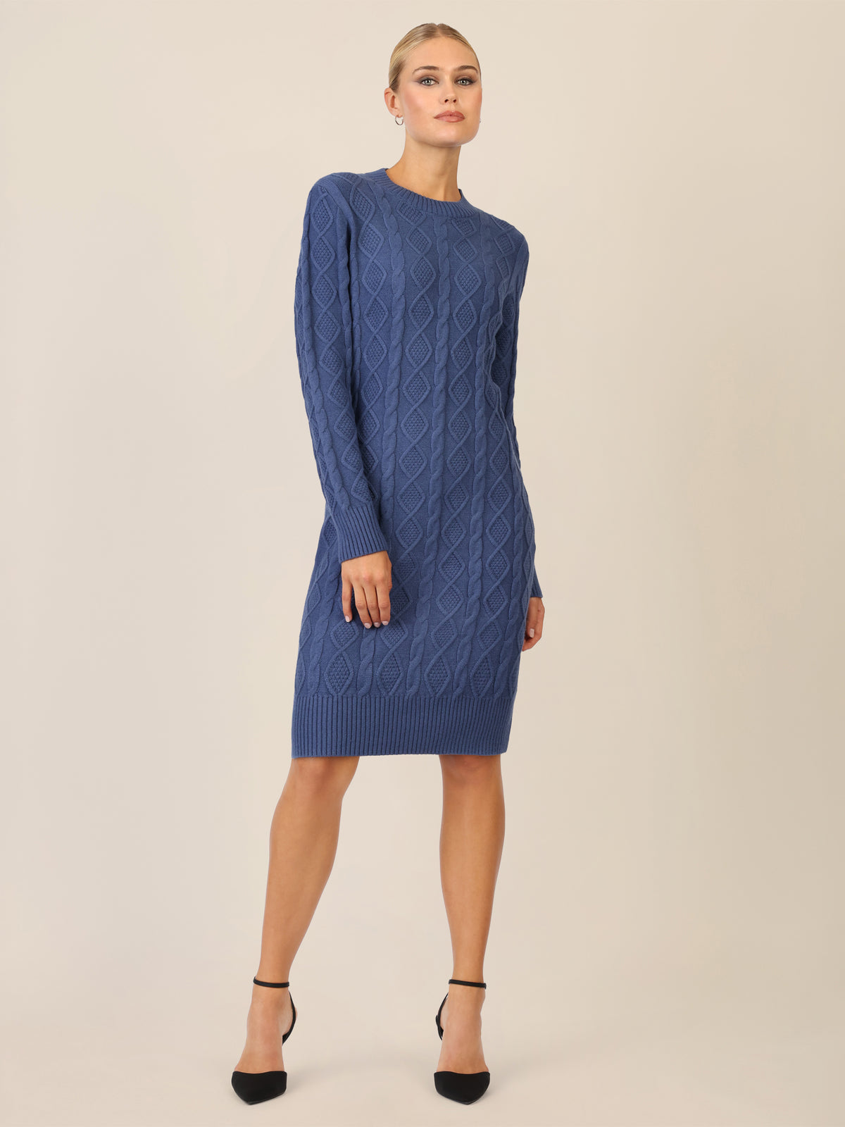 APART Strickkleid mit Strukturmuster und Rundhalsausschnitt | mittelblau