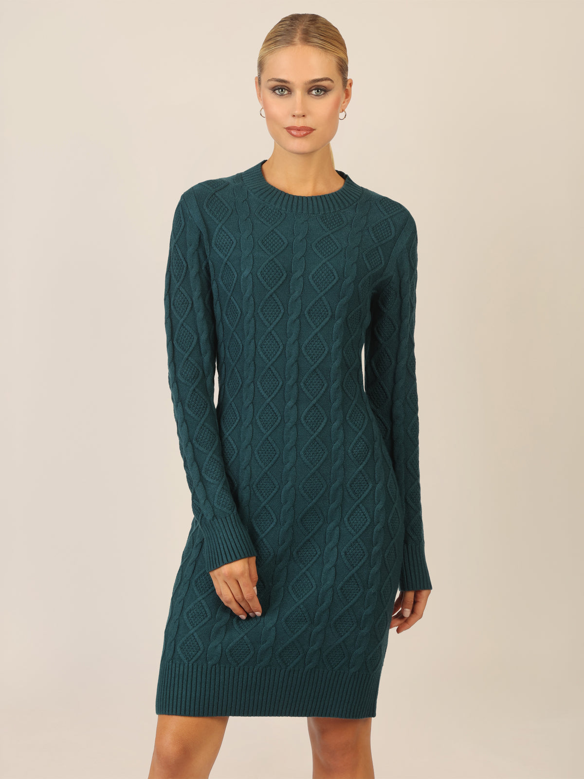 APART Strickkleid mit Strukturmuster und Rundhalsausschnitt | dunkelgrün