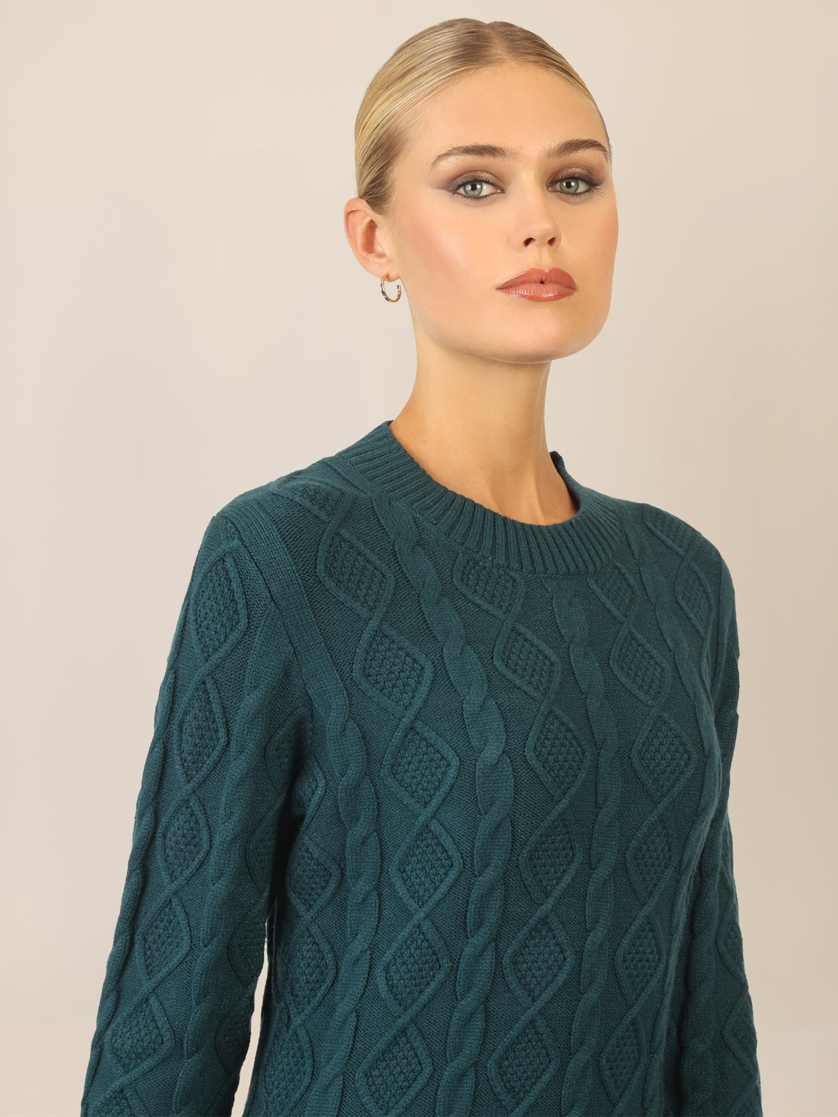 APART Strickkleid mit Strukturmuster und Rundhalsausschnitt | dunkelgrün