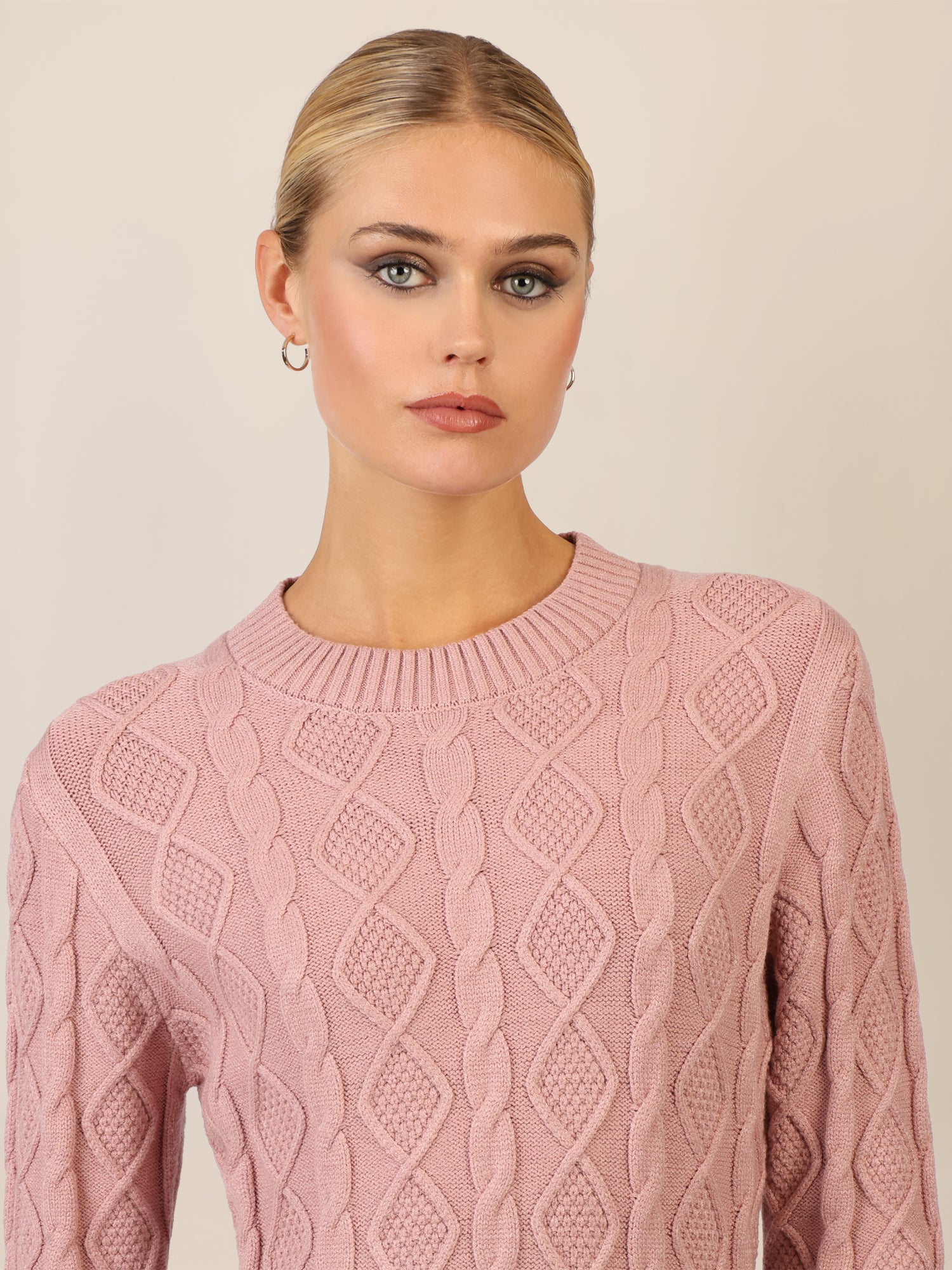 APART Strickkleid mit Strukturmuster und Rundhalsausschnitt | mauve