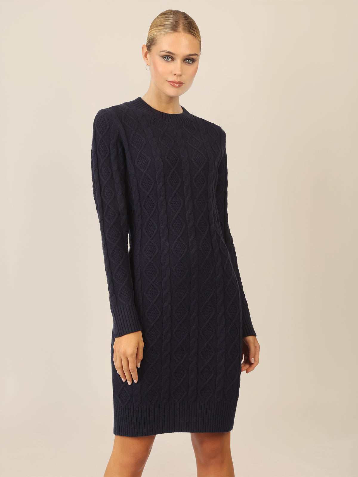 APART Strickkleid mit Strukturmuster und Rundhalsausschnitt | nachtblau