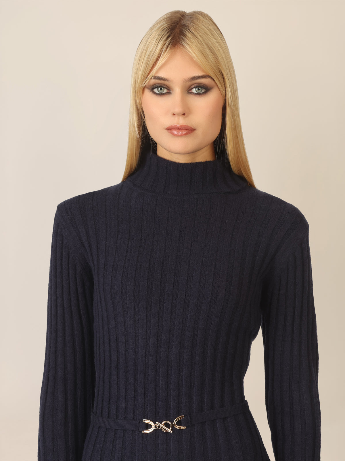 APART Midistrickkleid mit Gürtel | nachtblau